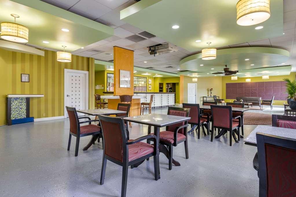 Clarion Inn Brunswick Restaurace fotografie