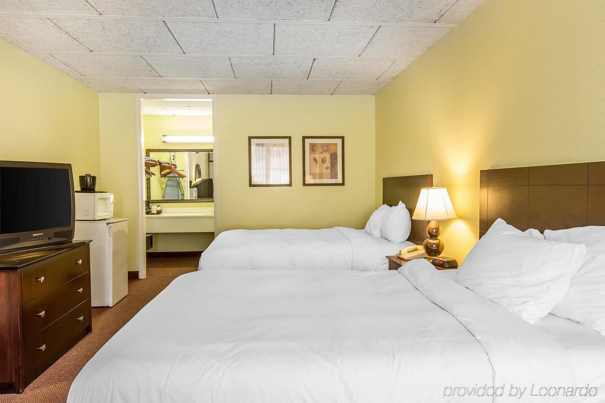 Clarion Inn Brunswick Exteriér fotografie